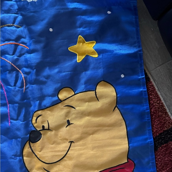 Brand new Pooh yard flag - Picture 3 of 5